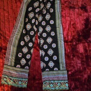 NWOT - Lightweight print pants